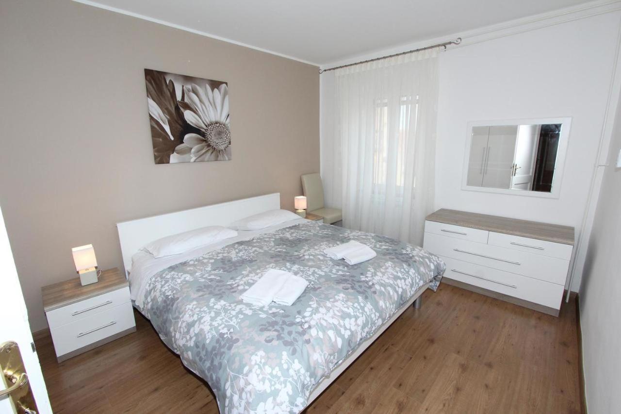Appartement Ondina à Rovinj Extérieur photo